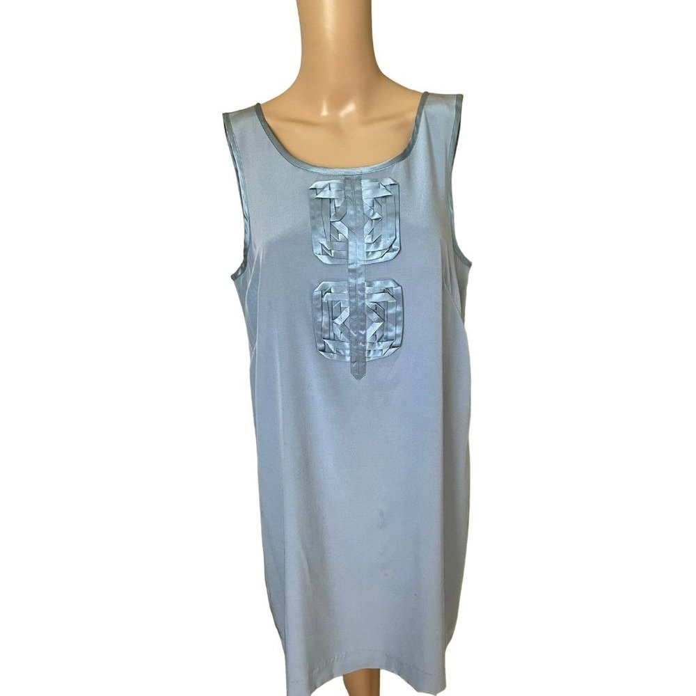 Simply Chloe Dao Dress Medium